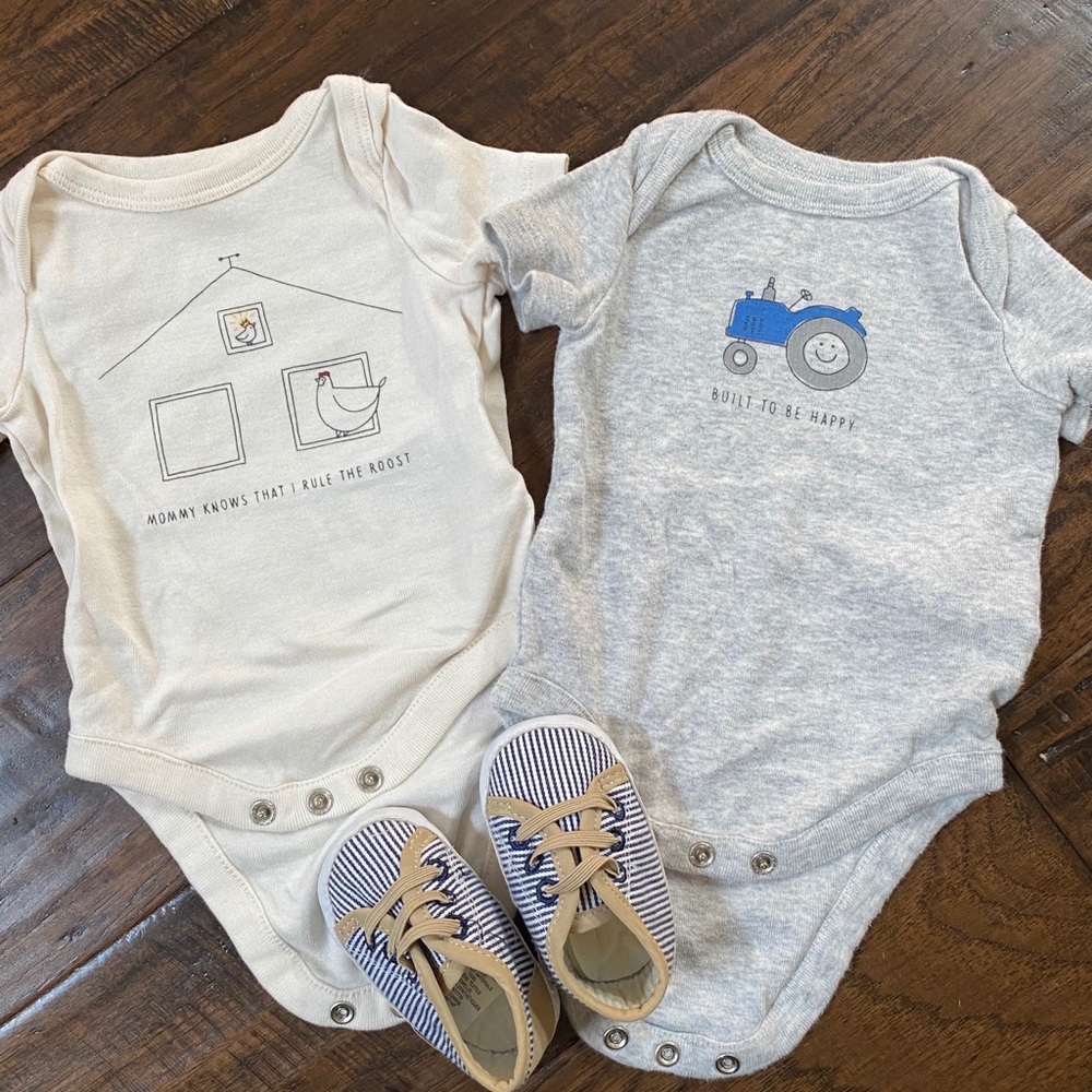 Newborn GAP Onsies & Crib Shoes